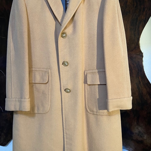 💙MENS MARKDOWN MONDAY💙Camel Color Cashmere Overcoat by Carson Pirie Scott & Co - Picture 1 of 13